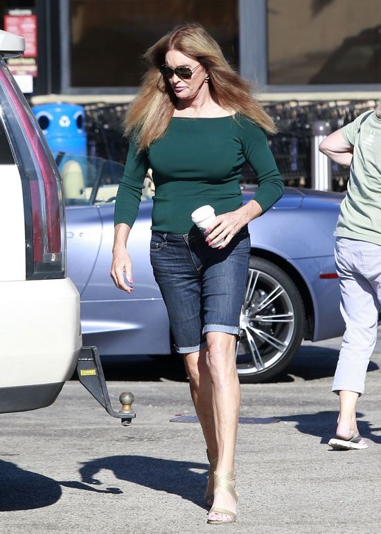 Piersi pani Jenner znowu się powiększyły? (FOTO)