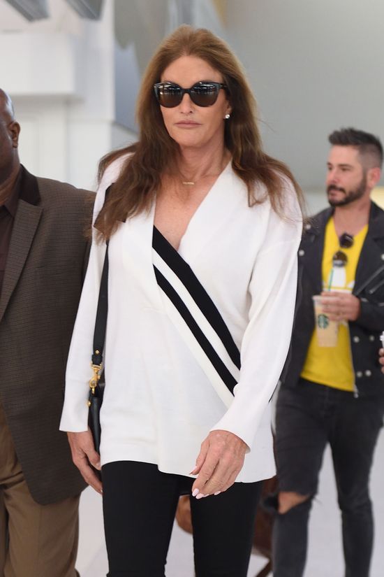 Obecność tego pana podczas porodu Kylie Jenner budzi kontrowersje