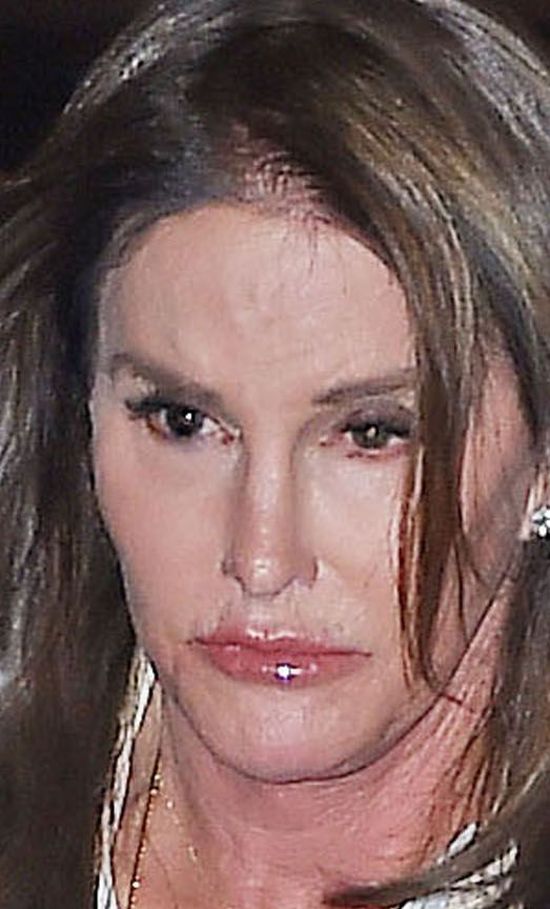 Tak twarz Caitlyn Jenner wygląda z bliska.Bardzo bliska FOTO