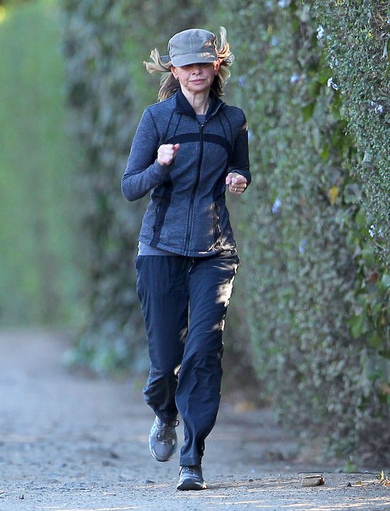 Chudziutka Calista Flockhart uprawia jogging (FOTO) Chudziutka Calista Flockhart uprawia jogging (FOTO)