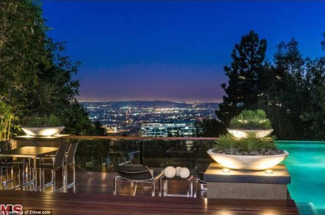 To ogłoszenie Calina Harrisa rzuca nowy cień na jego związek