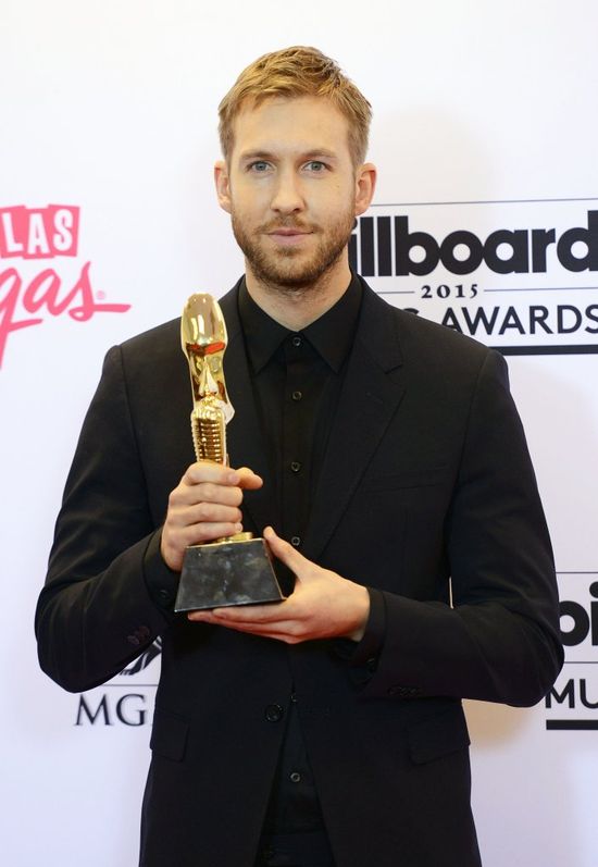 Calvin Harris JUŻ zdradzil Taylor Swift