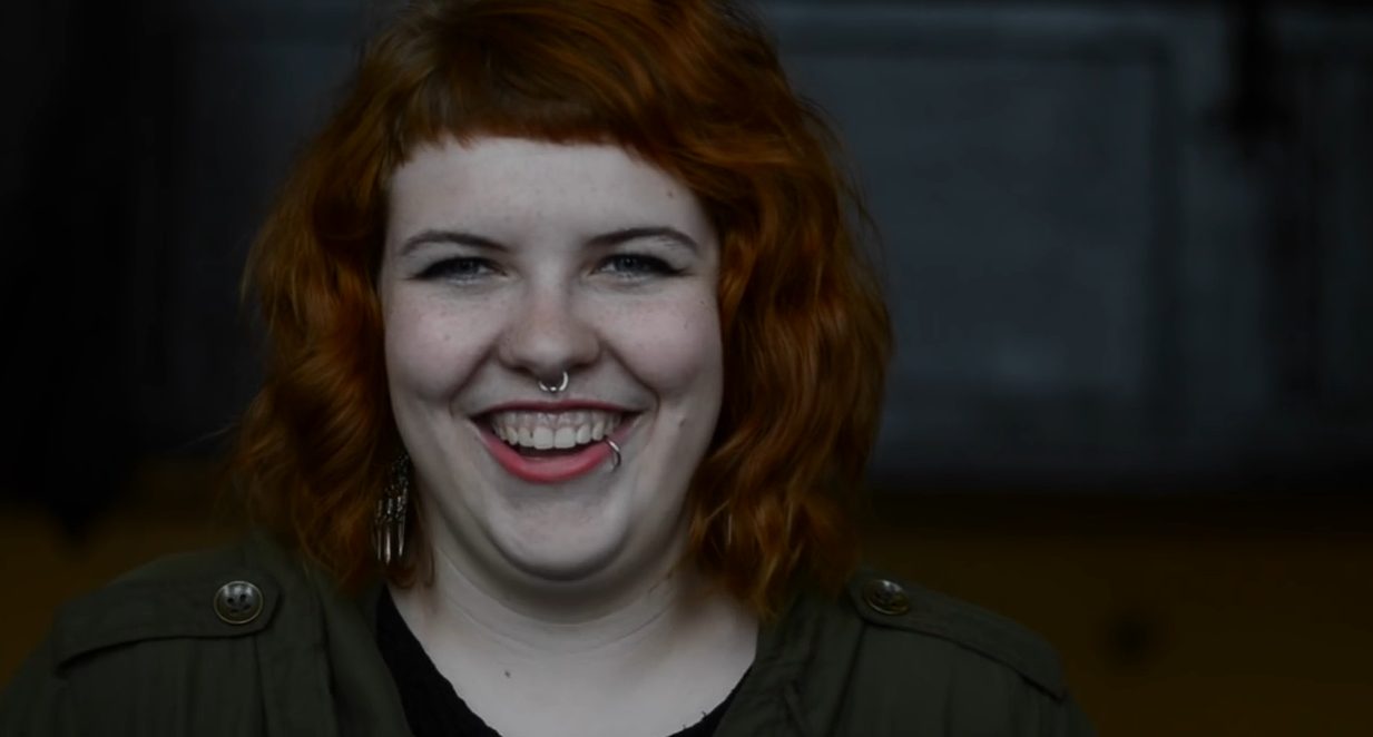 Jak reagują ludzie, gdy usłyszą, że są piękni [VIDEO]