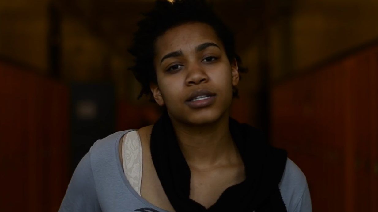 Jak reagują ludzie, gdy usłyszą, że są piękni [VIDEO]