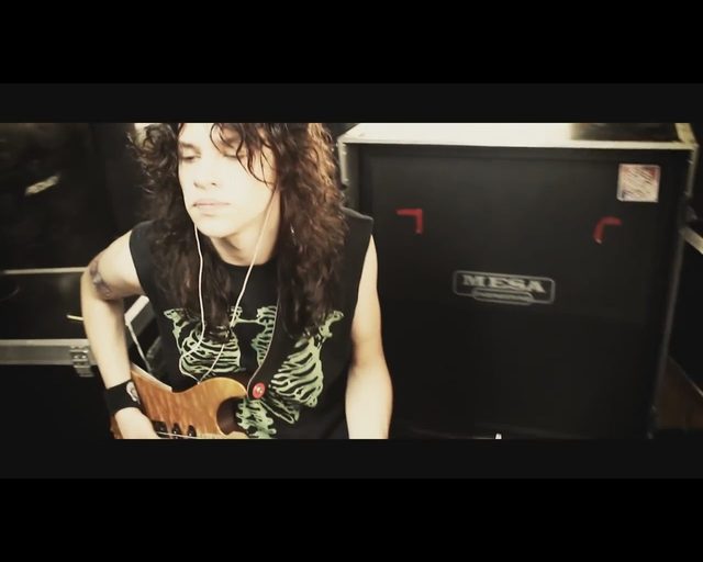 To jest niezłe - Chandelier Sii w rockowym wydaniu [VIDEO]