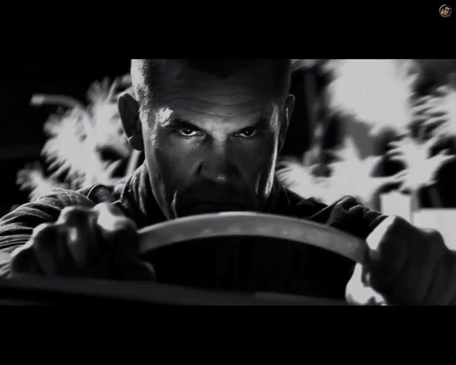 Jessica Alba budzi pożądanie w trailerze Sin City 2 [VIDEO]