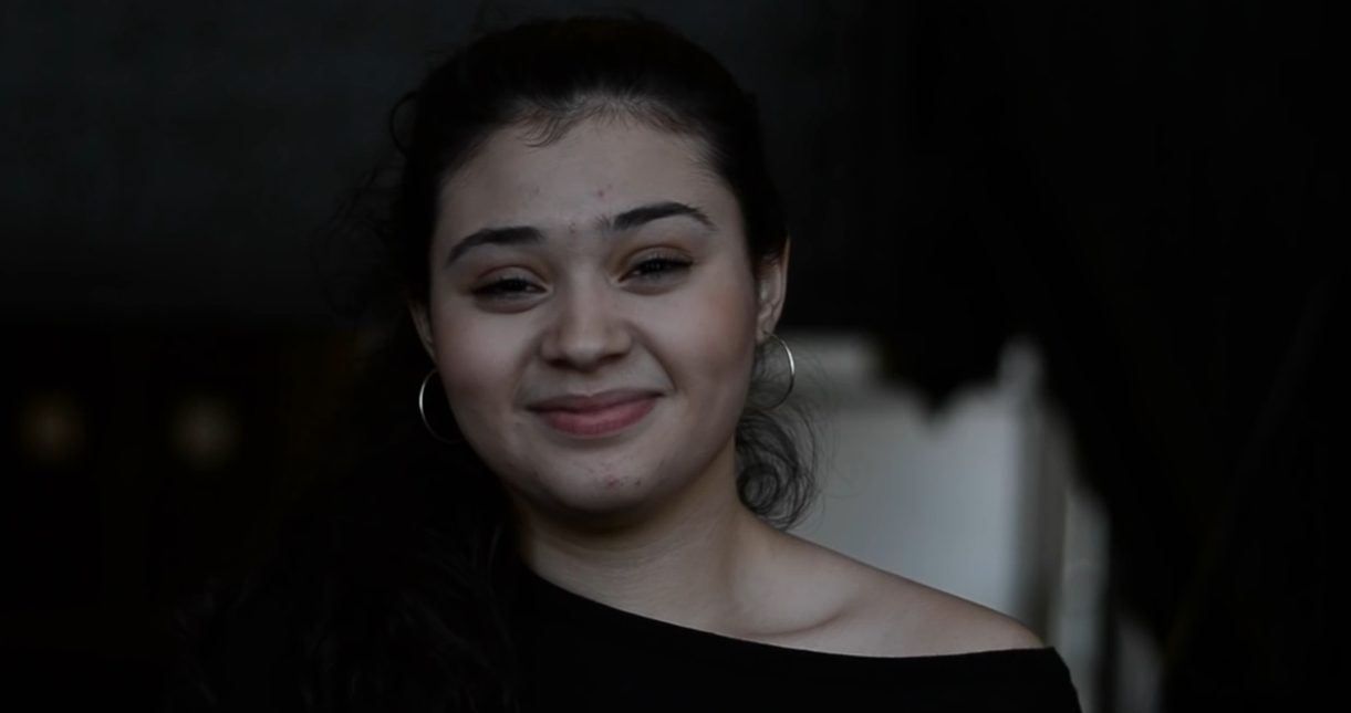 Jak reagują ludzie, gdy usłyszą, że są piękni [VIDEO]