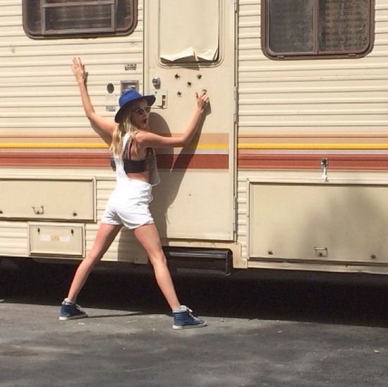 Cara delevingne przygotowana do pędzenia metaamfetaminy! Cara delevingne przygotowana do pędzenia metaamfetaminy!