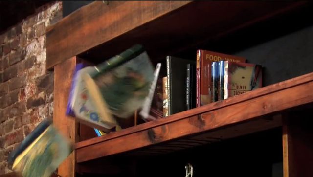 Ludzie latali po ścianach, stoliki same się rozsuwały VIDEO