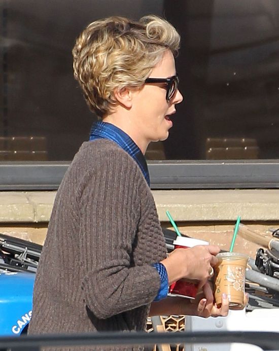 Charlize Theron i Sean Penn nie ukrywają się przed paparazzi Charlize Theron i Sean Penn nie ukrywają się przed paparazzi