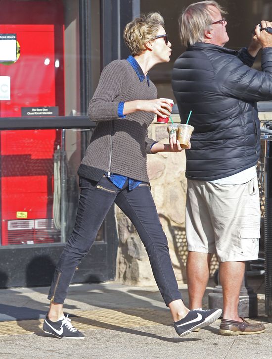 Charlize Theron i Sean Penn nie ukrywają się przed paparazzi Charlize Theron i Sean Penn nie ukrywają się przed paparazzi