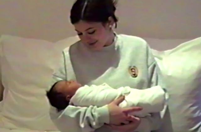 Kim Kardashian PO RAZ PIERWSZY pokazała twarz Chicago (Instagram)