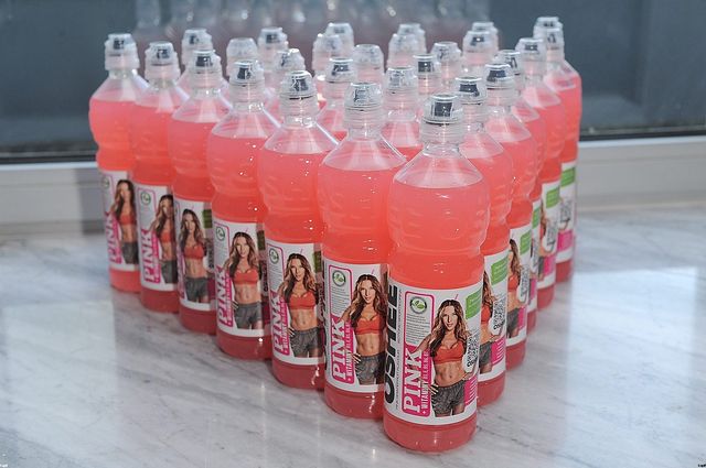 Ewa Chodakowska prowadzi trening w swoim studio (FOTO)