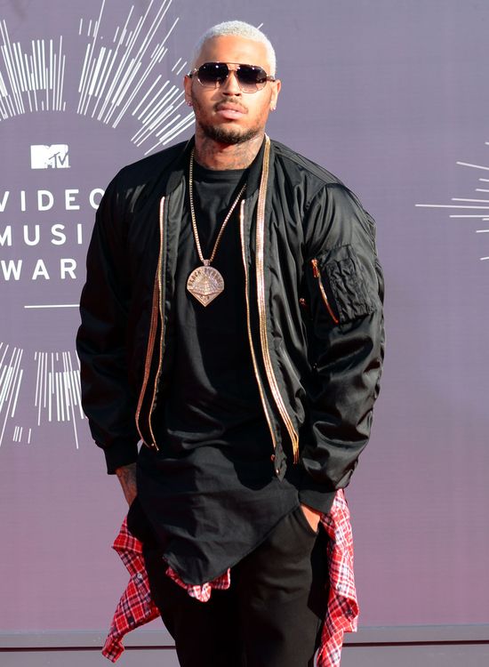 Chris Brown: Ebola jest formą kontroli populacji Chris Brown: Ebola jest formą kontroli populacji