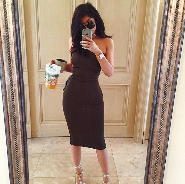 Chris Brown przeprasza Jennerki