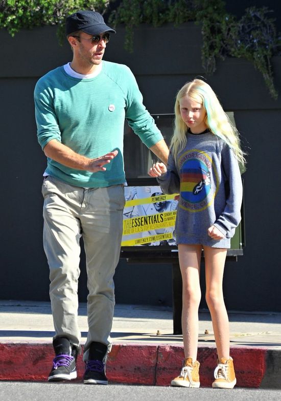 Chris Martin z córką na lunchu (FOTO)