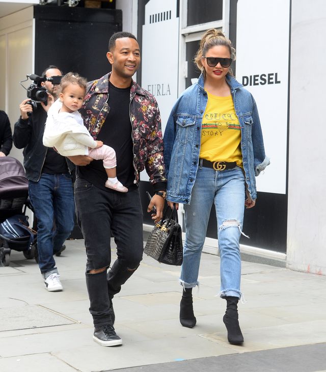 Antykoncepcyjne przebrania Chrissy Teigen na Halloween Antykoncepcyjne przebrania Chrissy Teigen na Halloween