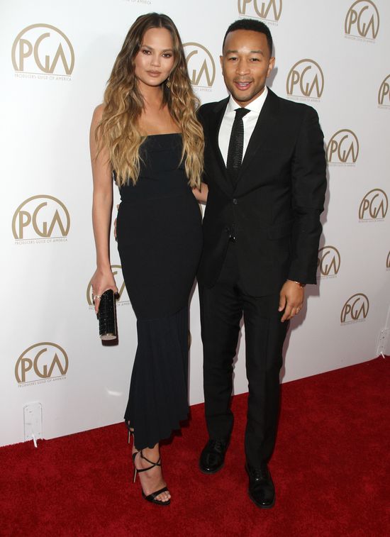 Kto by pomyślał, że tych dwoje stanie się taką medialną parą! Kto by pomyślał, że tych dwoje stanie się taką medialną parą!