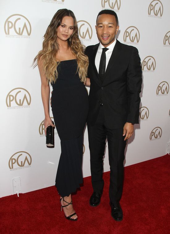 Druga ciąża Chrissy Teigen wzbudziła więcej kontrowersji niż pierwsza