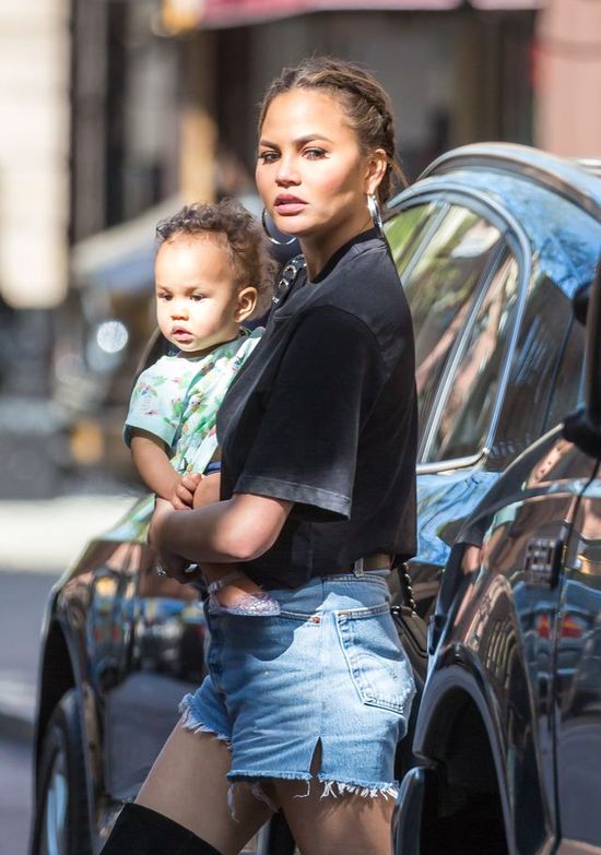 Szokujące wyznanie Chrissy Teigen o jej operacjach plastycznych Szokujące wyznanie Chrissy Teigen o jej operacjach plastycznych