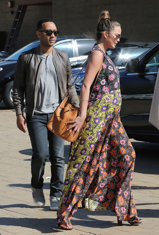 Chrissy Teigen pokazała CÓRECZKĘ (FOTO)