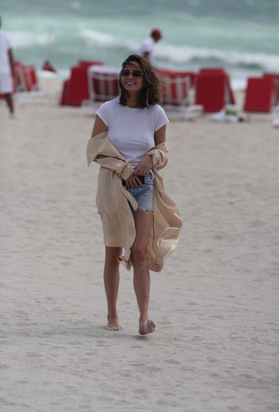  Jeszcze niedwano słyszała, że wygląda jak pulpet. Dzisiaj ma nogi jak zapałki