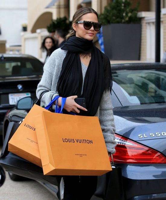 Ostatnie zakupy przed świętami w wykonaniu najmodniejszej pary w show bizie 