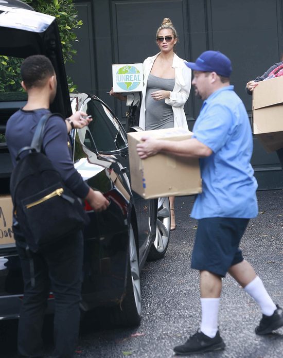 Ciążowa moda w stylu Kim Kardashian? (FOTO)