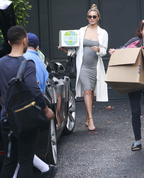 Ciążowa moda w stylu Kim Kardashian? (FOTO)