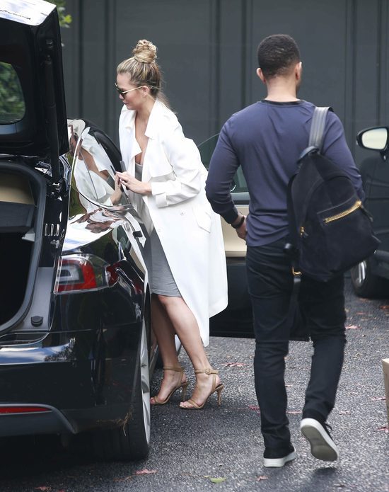 Ciążowa moda w stylu Kim Kardashian? (FOTO)