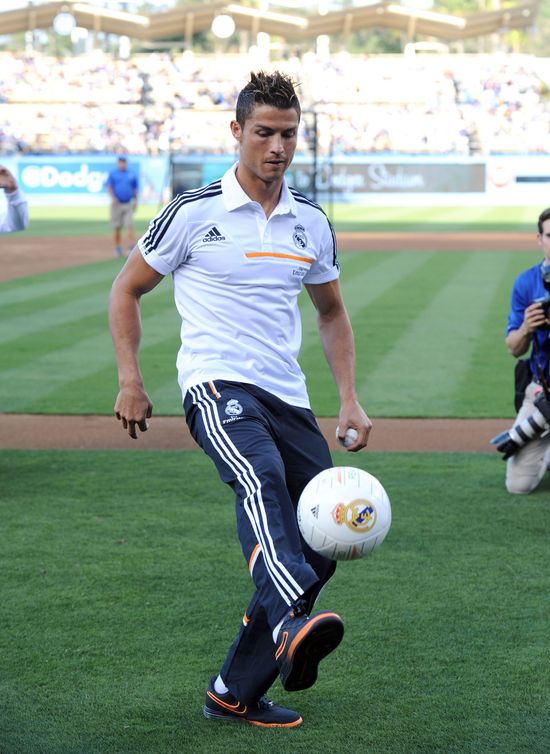 Cristiano Ronaldo został najlepszym piłkarzem świata!  