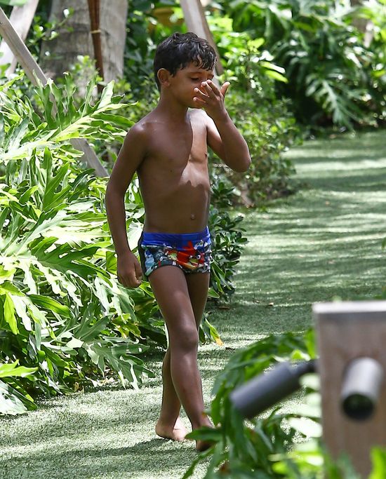 Christiano Ronaldo wolny czas spędza z synkiem (FOTO) Christiano Ronaldo wolny czas spędza z synkiem (FOTO)