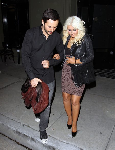 Christinę Aguilerę utuczył własny chłopak!  (FOTO)