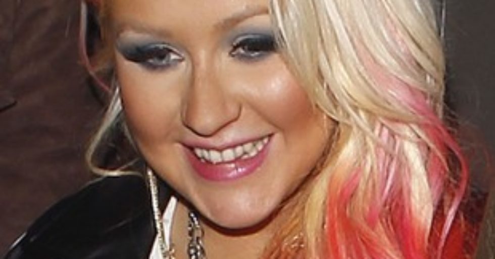 Christina Aguilera nadal eksperymentuje z kolorem (FOTO) Christina Aguilera nadal eksperymentuje z kolorem (FOTO)