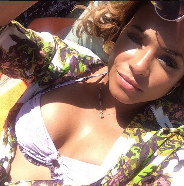 Christina Milian zachwyca w bikini (FOTO)