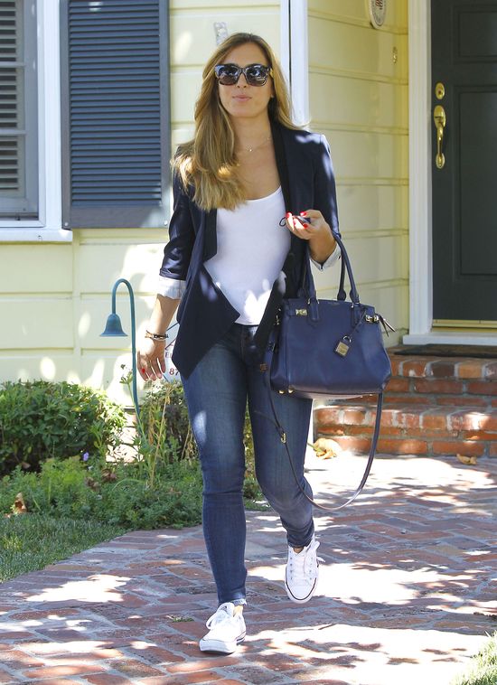 Niania Afflecków chwali się Lexusem. Dostała go od Bena?