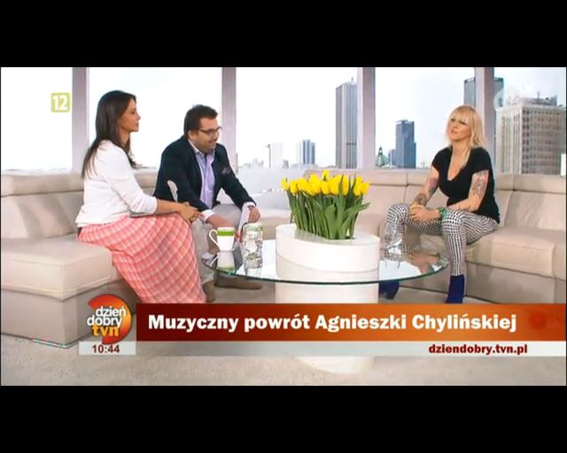 Chylińska: Fajne chłopaki się kręcą, a tu trzeba... Chylińska: Fajne chłopaki się kręcą, a tu trzeba...