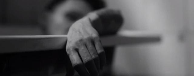 Agnieszka Chylińska wraca w MOCNYM teledysku do piosenki Królowa łez [VIDEO]