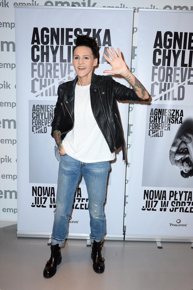 Agnieszka Chylińska wróciła do czarnych włosów (FOTO)