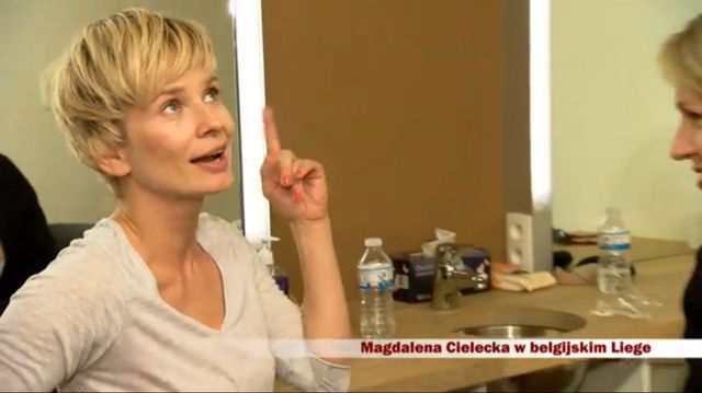 Magda Cielecka w krótkich włosach (VIDEO) Magda Cielecka w krótkich włosach (VIDEO)