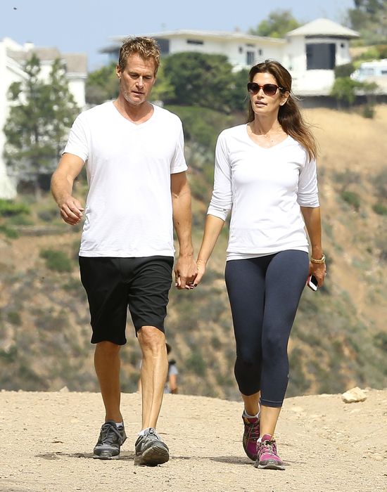 Jak 48-letnia Cindy Crawford utrzymuje taką sylwetkę?