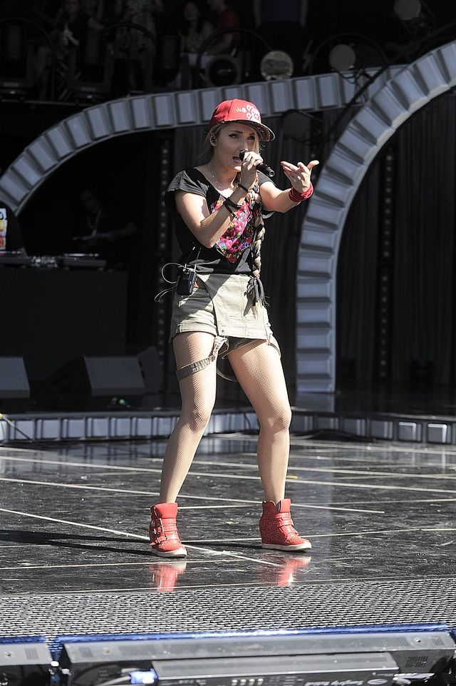 Cleo bez swojej słynnej spódniczki (FOTO)