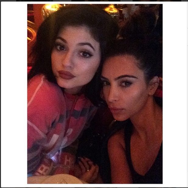 Jak zmieniała się twarz Kylie Jenner? (FOTO)