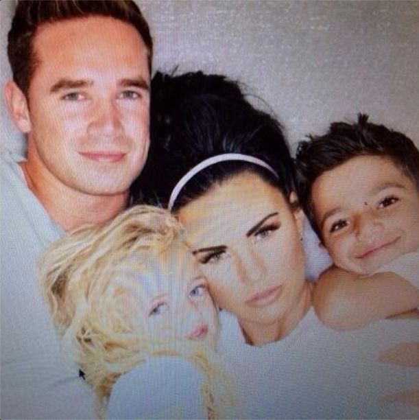 Katie Price chwali się pięciorgiem swoich dzieci (FOTO)