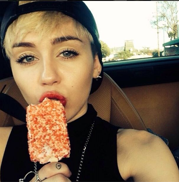 Zanim Miley Cyrus stała się sławna... (VIDEO) Zanim Miley Cyrus stała się sławna... (VIDEO)