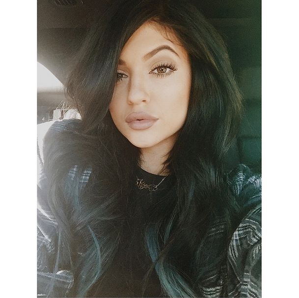 Jak zmieniała się twarz Kylie Jenner? (FOTO)