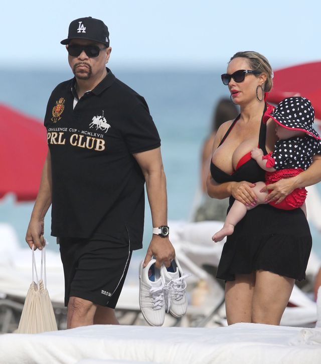 Coco Austin z córeczką Chanel podbijają Miami (FOTO) Coco Austin z córeczką Chanel podbijają Miami (FOTO)