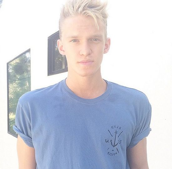 Była dziewczyna Biebera znalazła sobie innego piosenkarza Była dziewczyna Biebera znalazła sobie innego piosenkarza