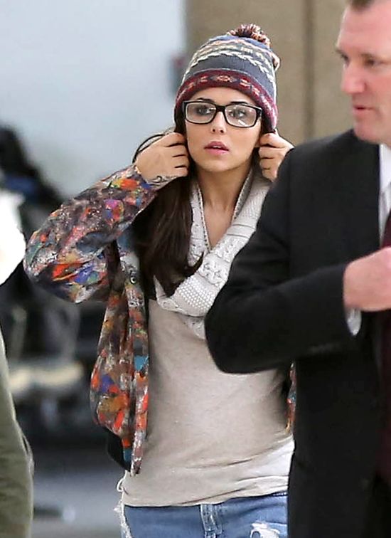 Cheryl Cole bez makijażu wypoczywa po imprezie (FOTO)