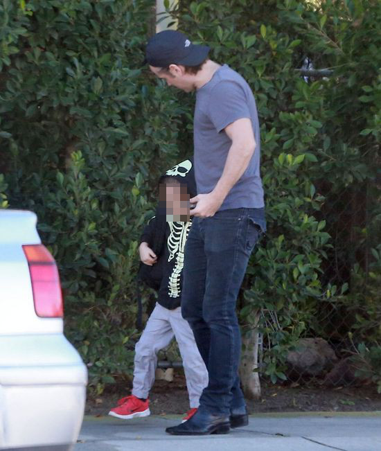 Henry Tadeusz Farrell bardziej podobny do mamy czy taty?